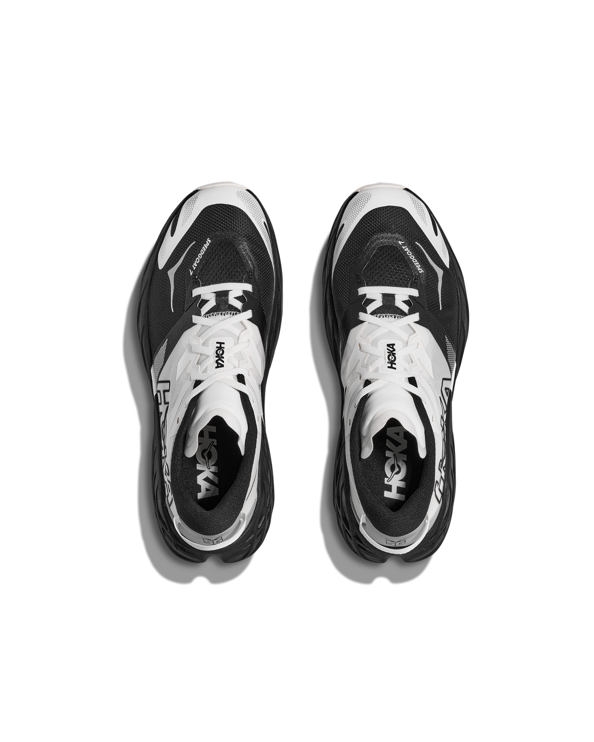 Hoka Speedgoat 7 Black / White Dame