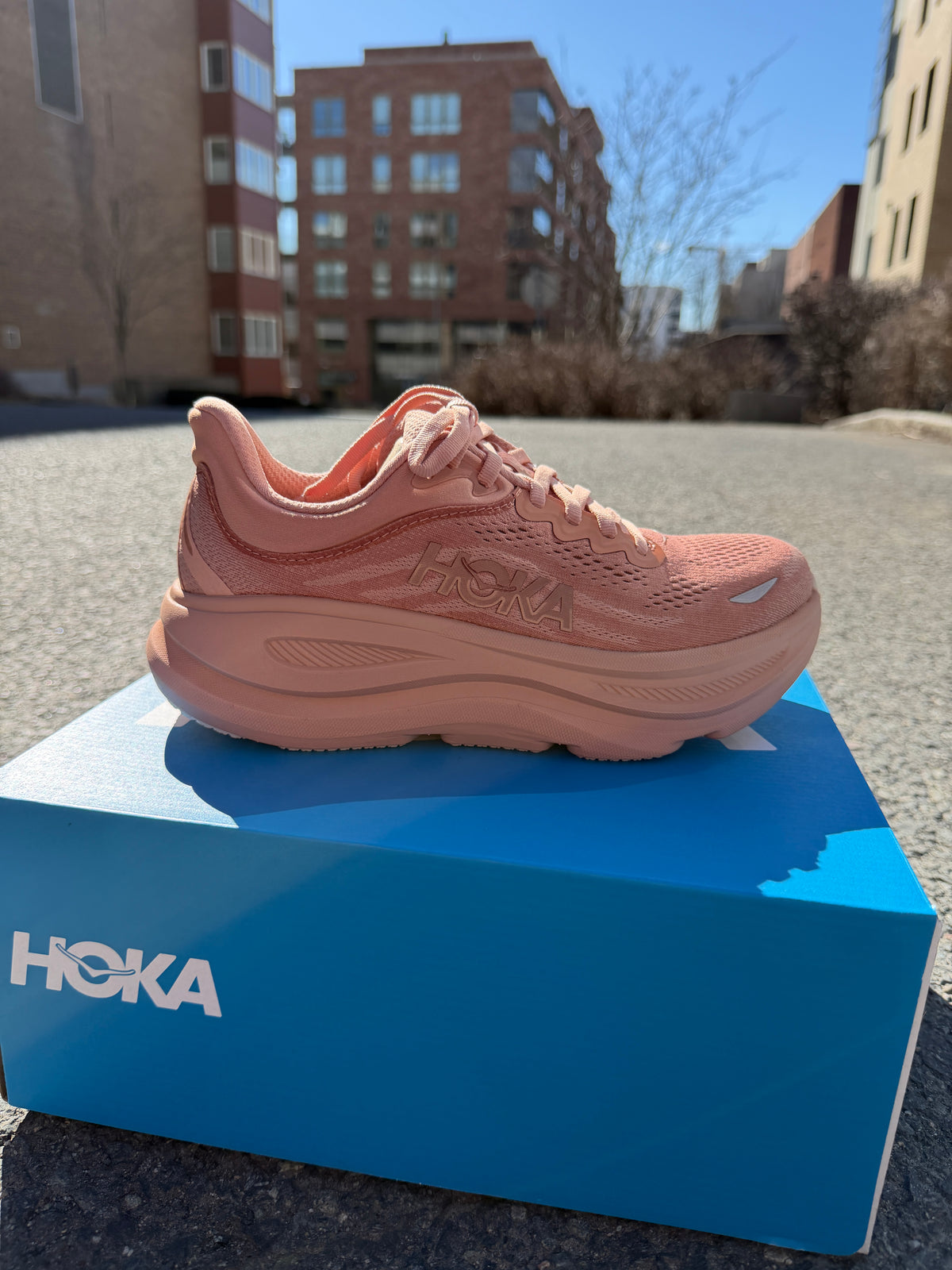 Hoka Bondi 9 Sienna / Rose Gold Dame